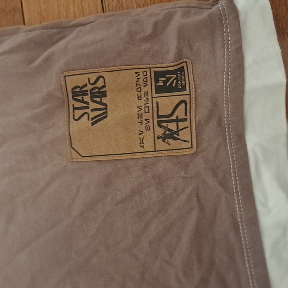 Mens Disney Star Wars Beige 45th Anniversary tshirt sz XXL - Picture 4 of 7